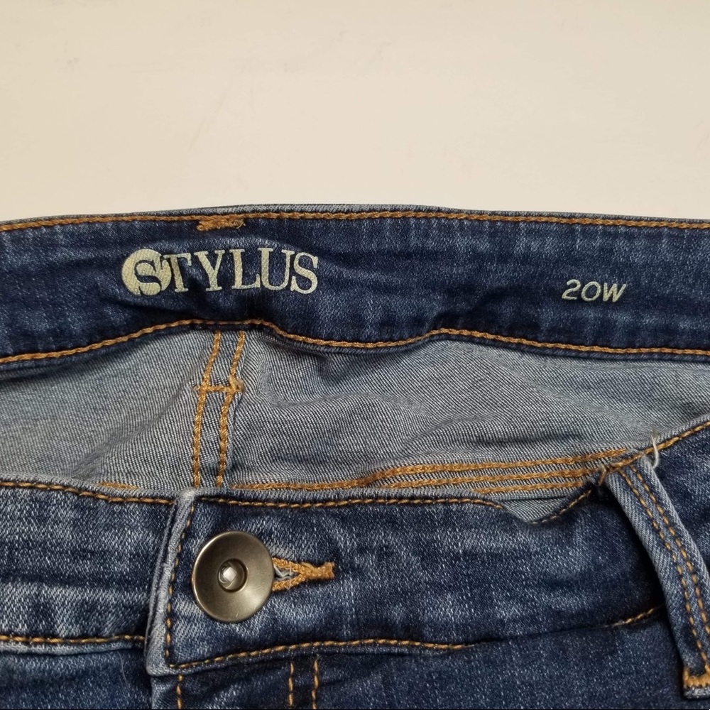 Stylus Jeans - Picture 4 of 5